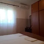 In With Two-bedrooms 2 لوبار