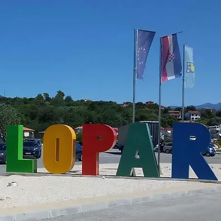 In With Two-bedrooms 2 Lejlighed