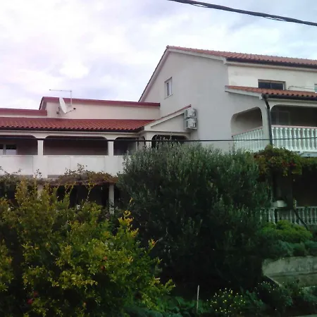 In With Two-bedrooms 2 Apartment Lopar