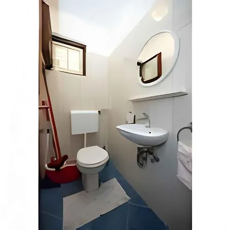 In With Two-bedrooms 2 * 洛帕