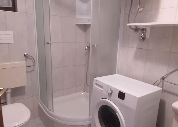 In With Two-bedrooms 2 公寓 *